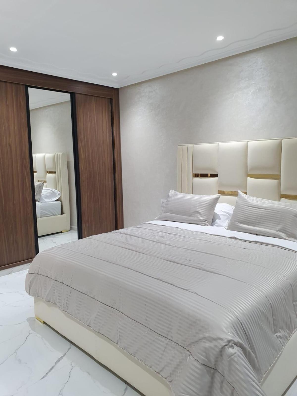 Le Select Appartement Nador Kültér fotó